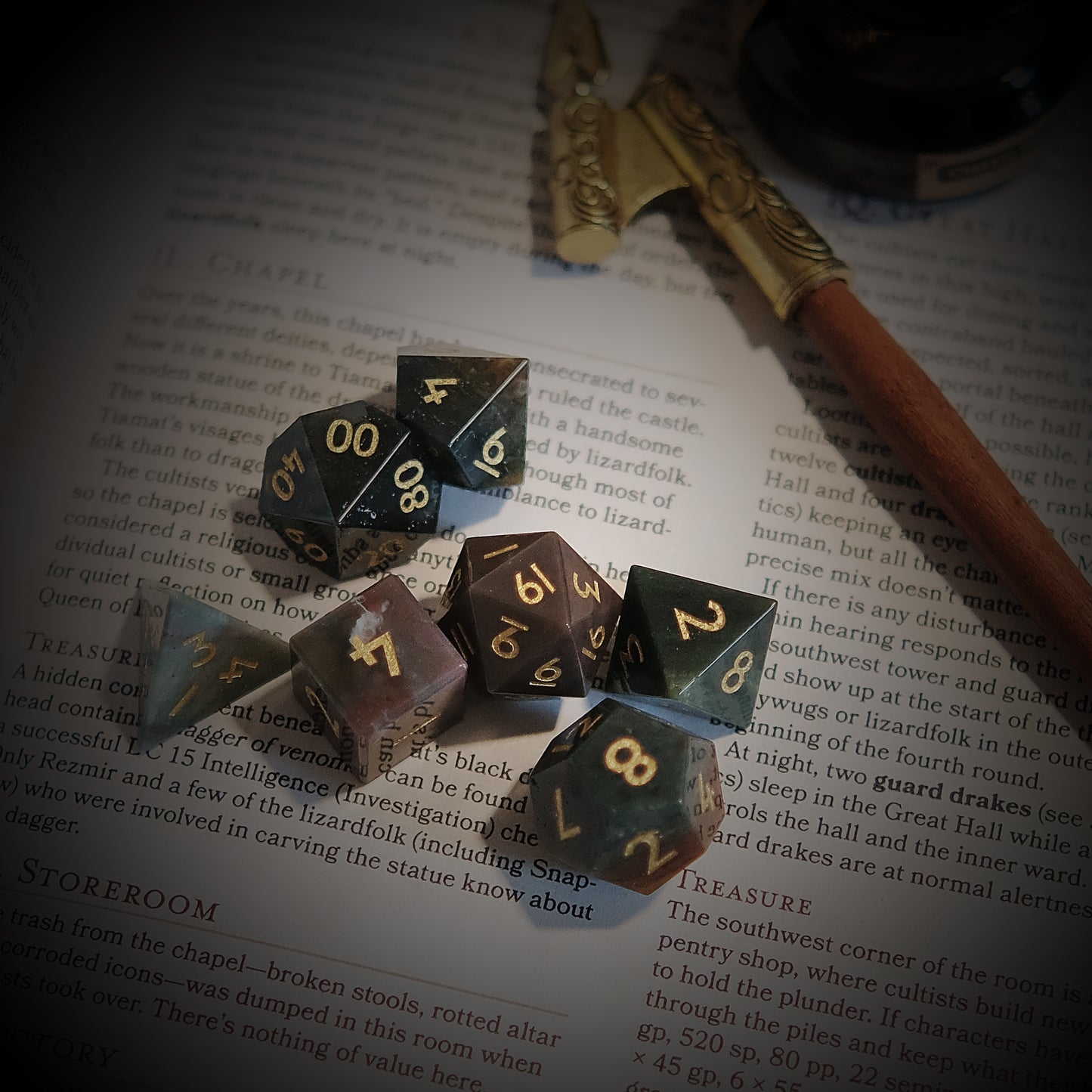 Set di 7 dadi in pietra preziosa di agata indiana naturale