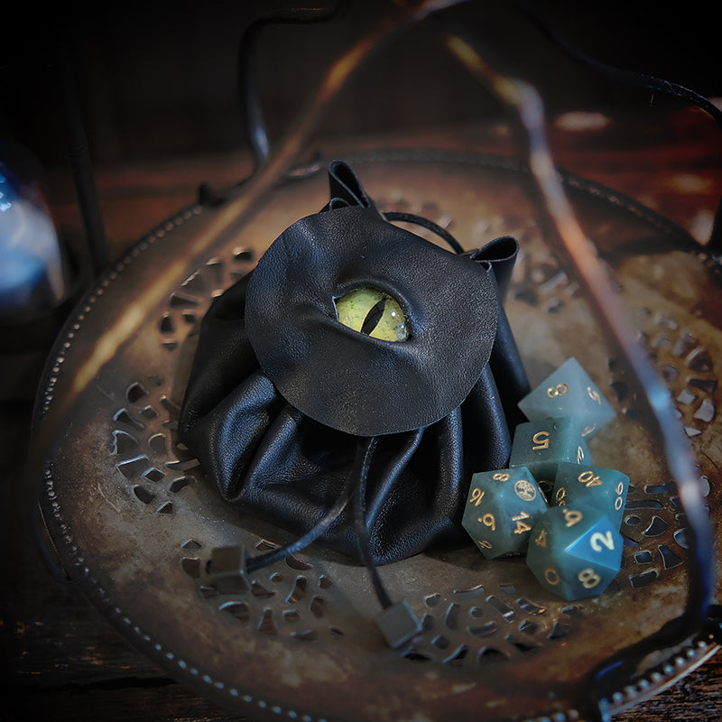 Handmade Leather Dragon Eye Dice Bag / Eye of the Life Dragon / Suitable For 3 Sets Of Dice / Green Eye for board game, dice game, table-top game, gift for gamer