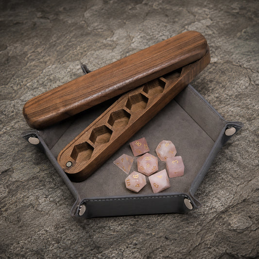 Combo dadi in quarzo rosa e scatola di legno