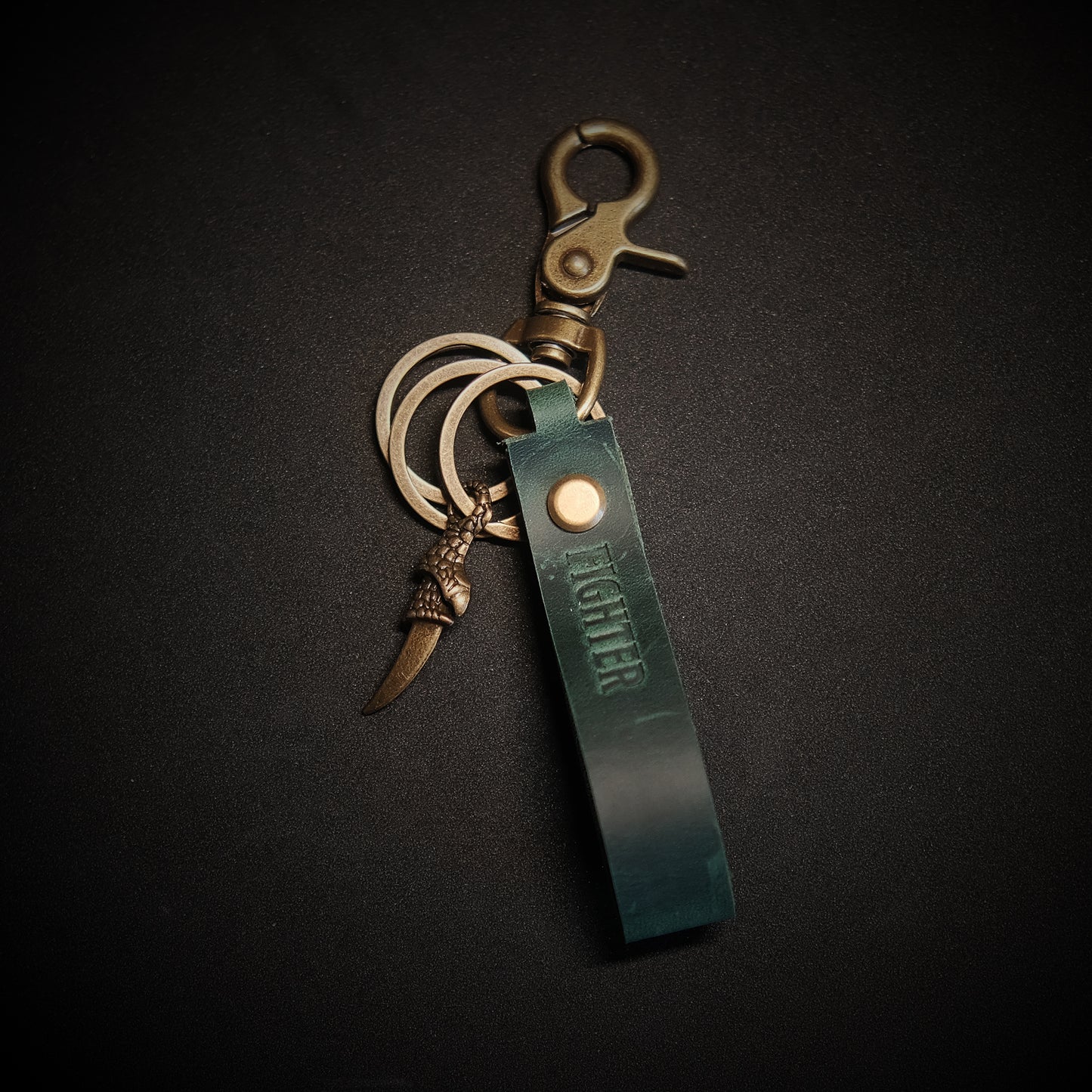 Personalized D&D Leather key rings_Green