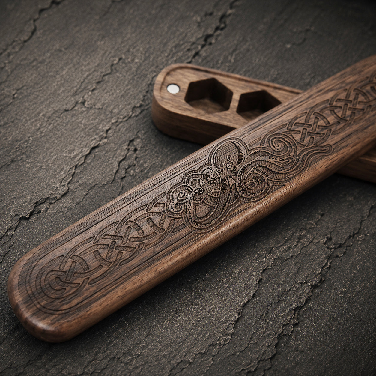 Scatola per dadi in legno di polpo