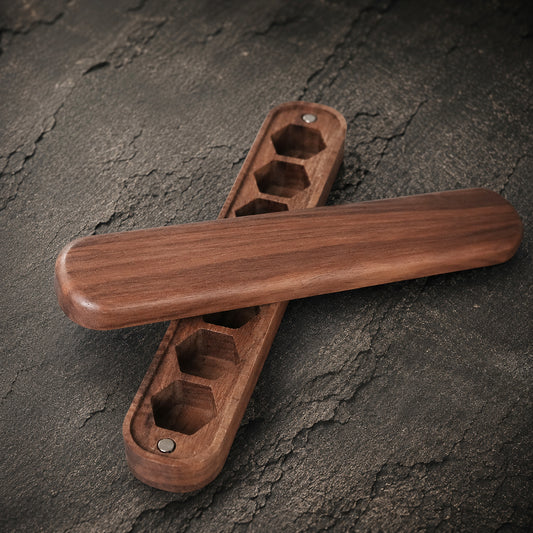 Scatola per dadi in legno minimalista