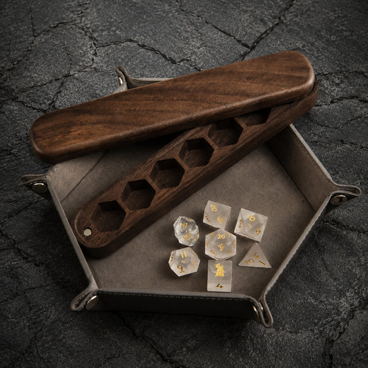 Combo dadi in cristallo bianco satinato e scatola di legno