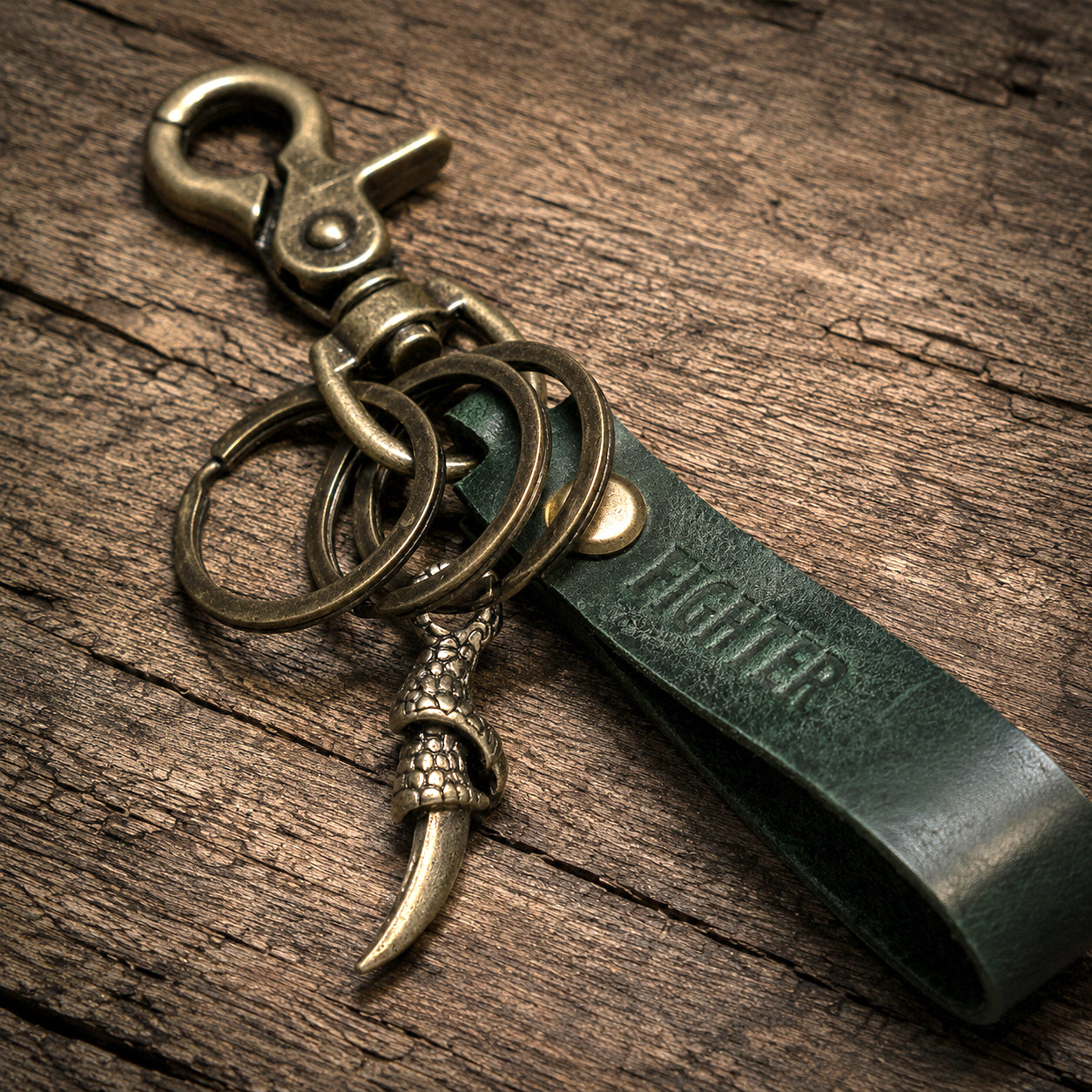 Personalized D&D Leather key rings_Green