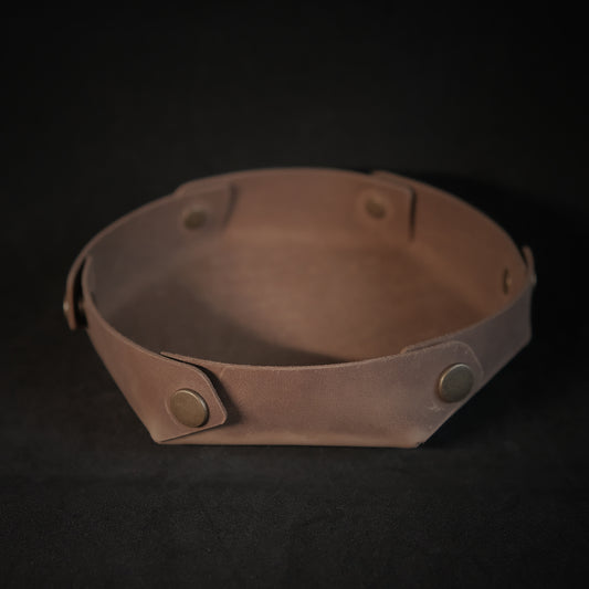 Vassoio per dadi in pelle fatto a mano_Esagono rosso