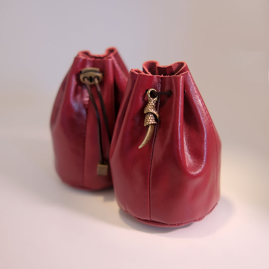 Leather Dice Bag Dark Red Suitable For 5-6 Sets Of Dice. Copper accessories are optional. Game accessories for table-top game, board game and rpg. Gift for game lover