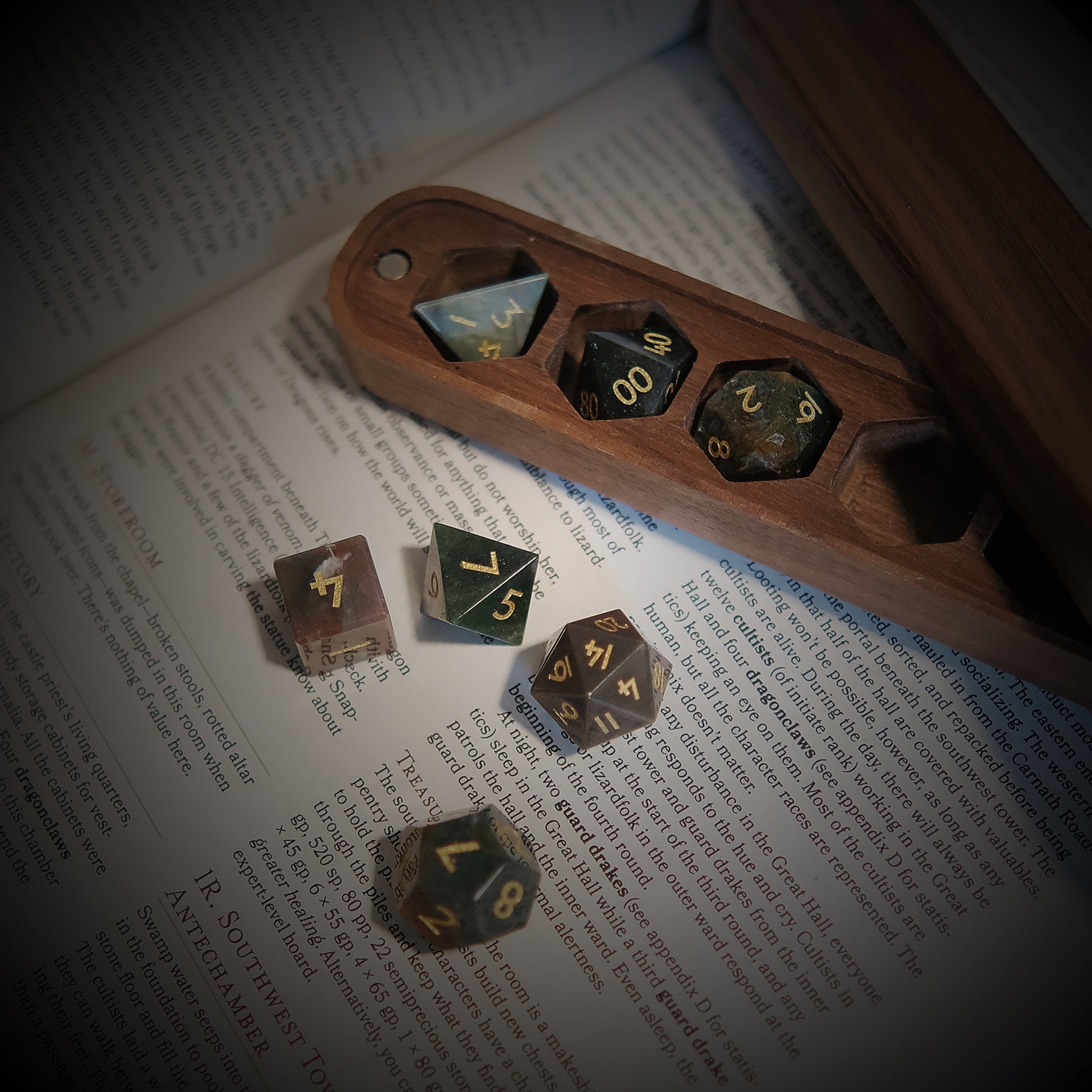 Natural Indian Agate Gemstone Dice Set of – Forgic - Main Image