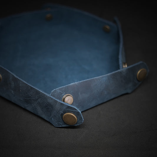 Handmade Leather Dice Tray, Dice Rolling Tray, Leather Dice Rolling Mat, Dice for RPG Games, Rolling Tray for Dice Game